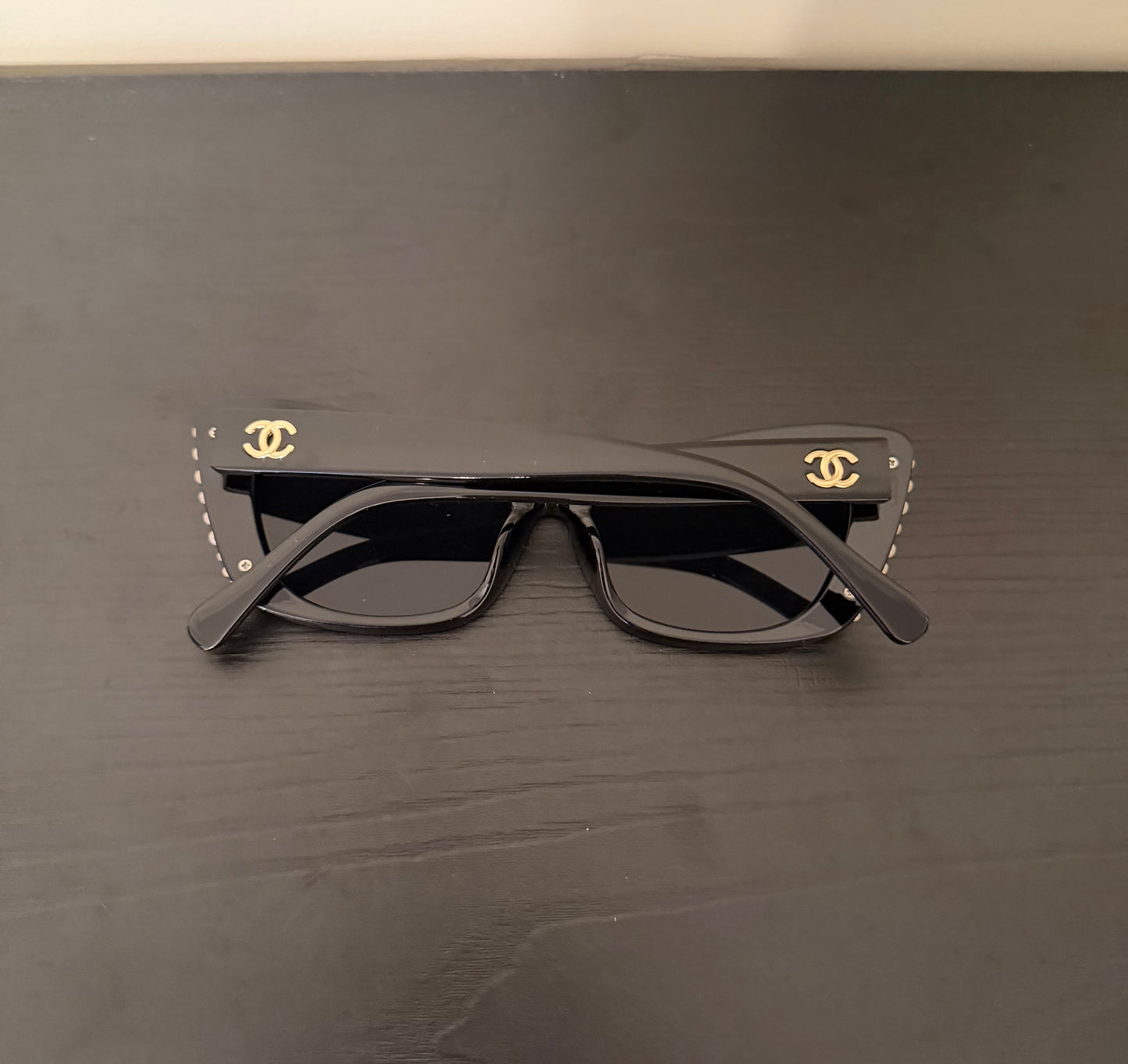 Double C Black/Gold Pearl Sunnies