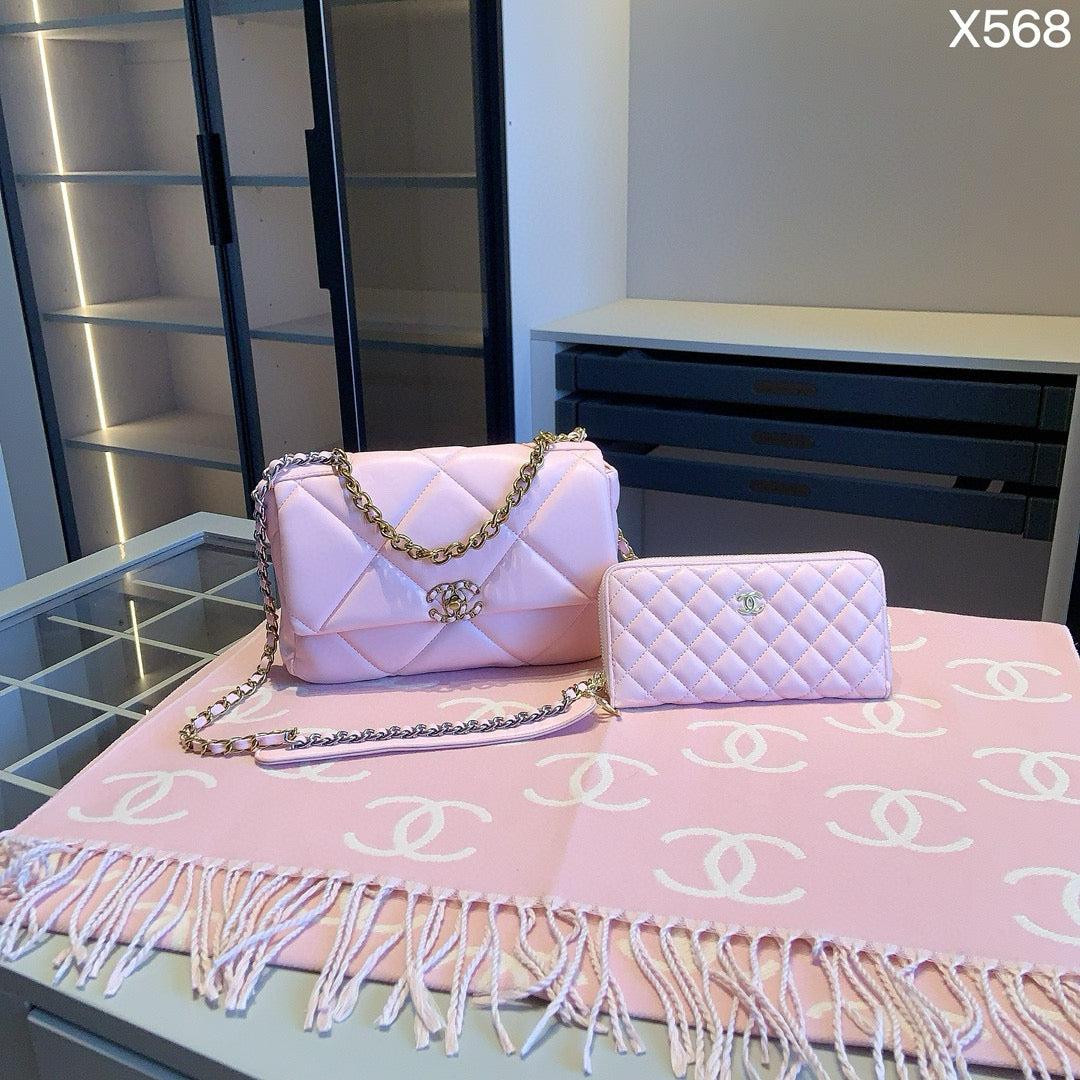 FLASH SALE π - Double C Pink Quilted Crossbody & Wallet Combination Set