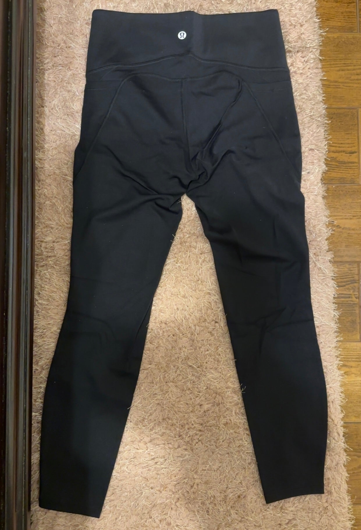 🍋 Train High-Rise Crop Leggings w/ Pockets (TRUE TO SIZE!!)