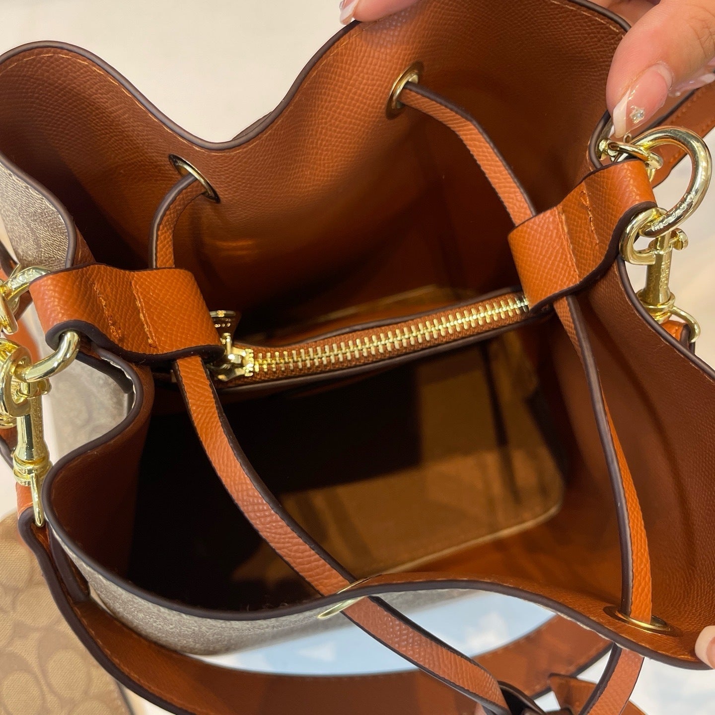 BF - Signature C Standard Bucket Bags