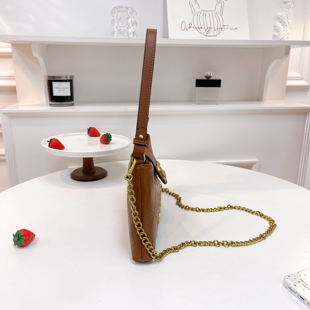 BF - Double C Luna Shoulder Bags