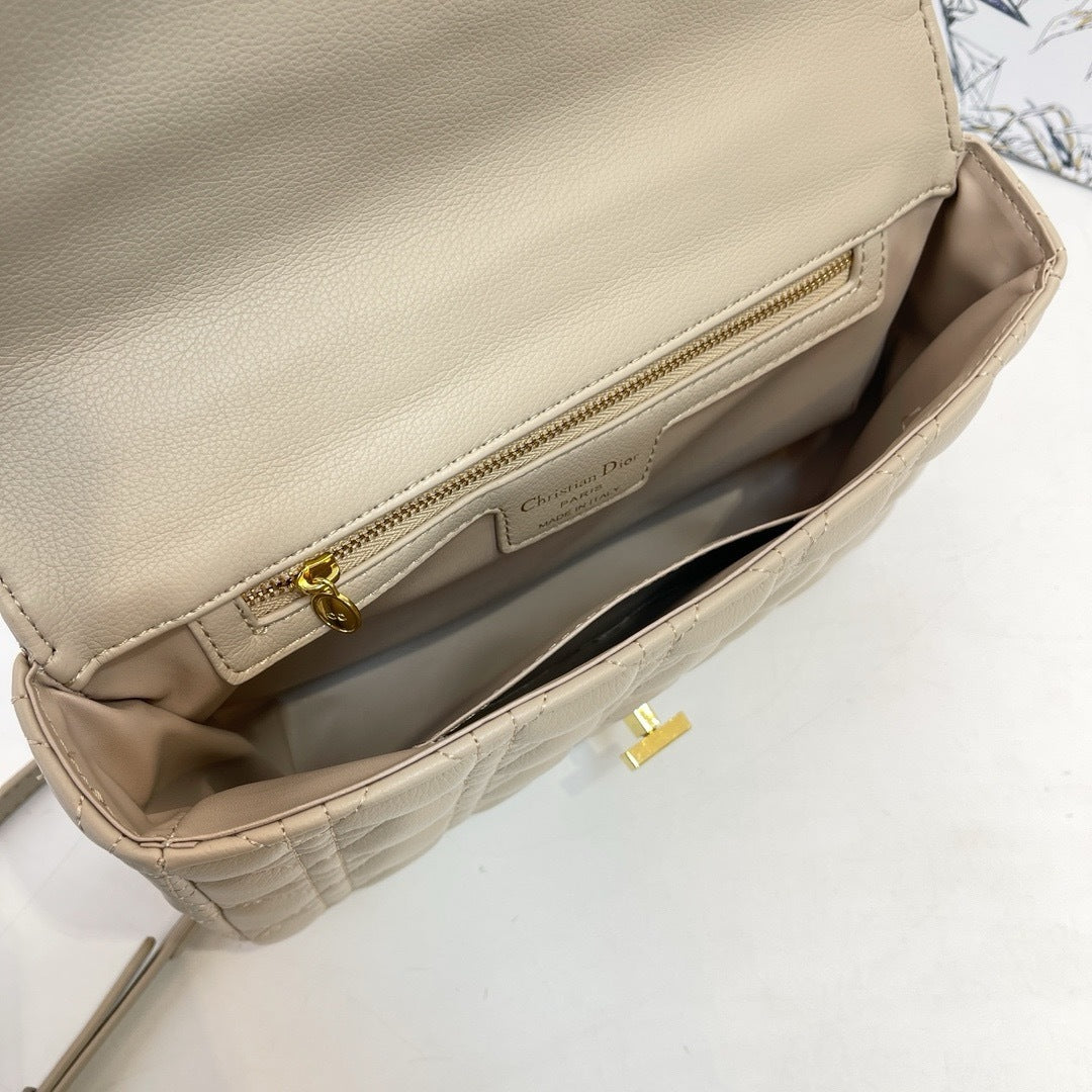 BF - 💿 Large Flap Crossbody Bags