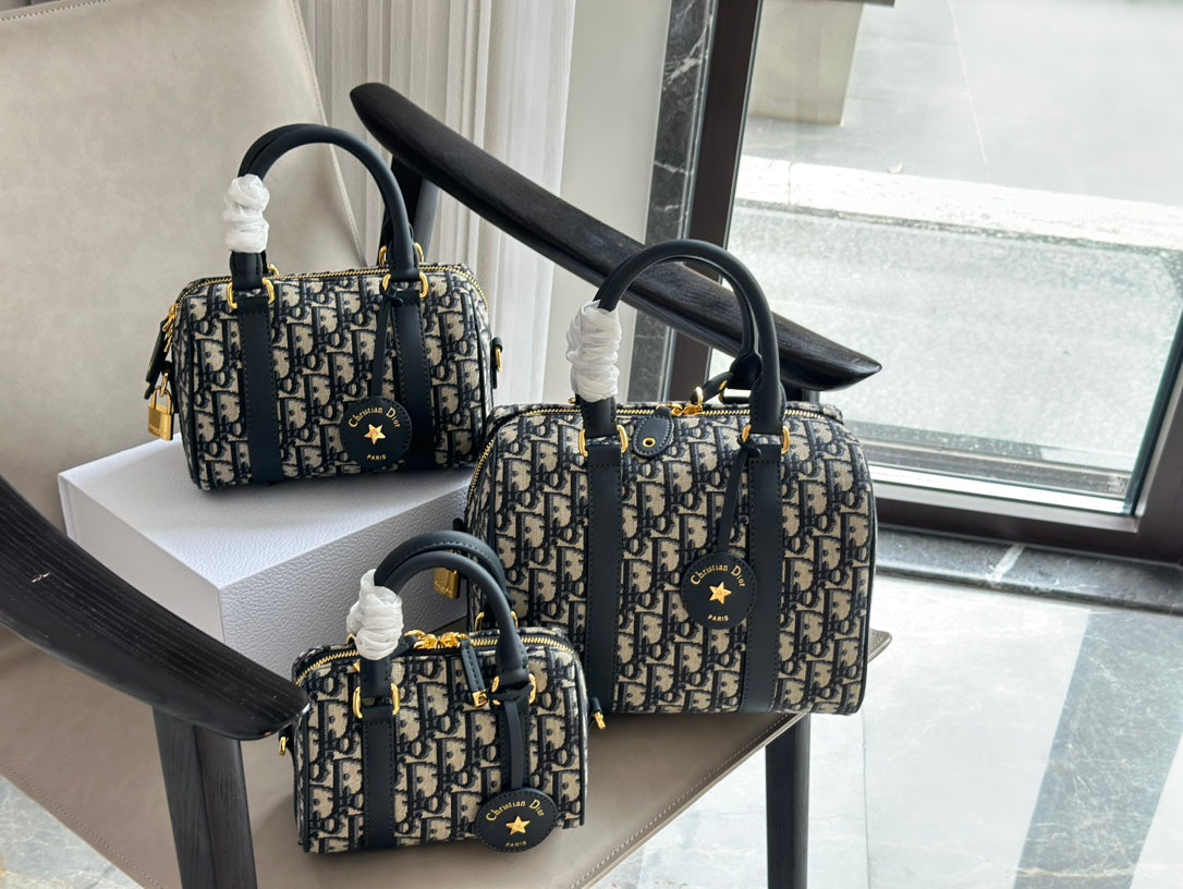 💿 Mini Duffle Bags