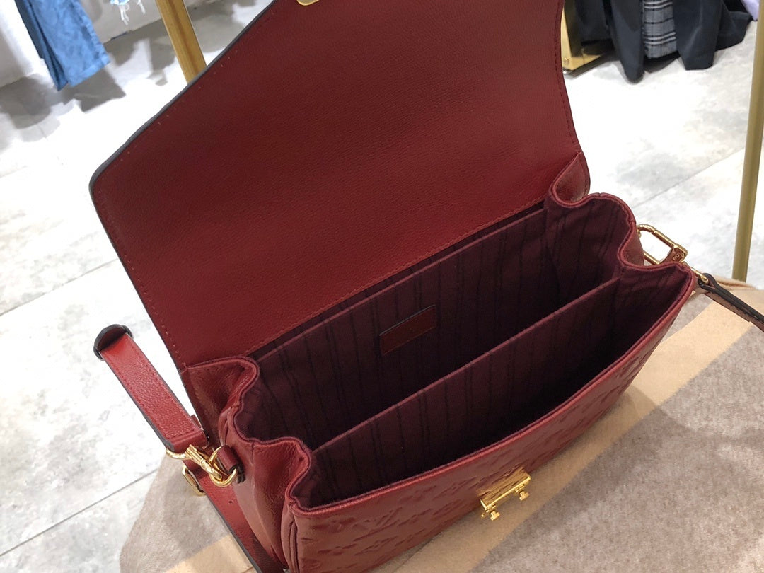 D E A L ๐ - Monogram Fall Signature Snap Bags