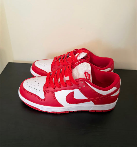 Red/White Everyday Classic Lows - Women’s 6.5