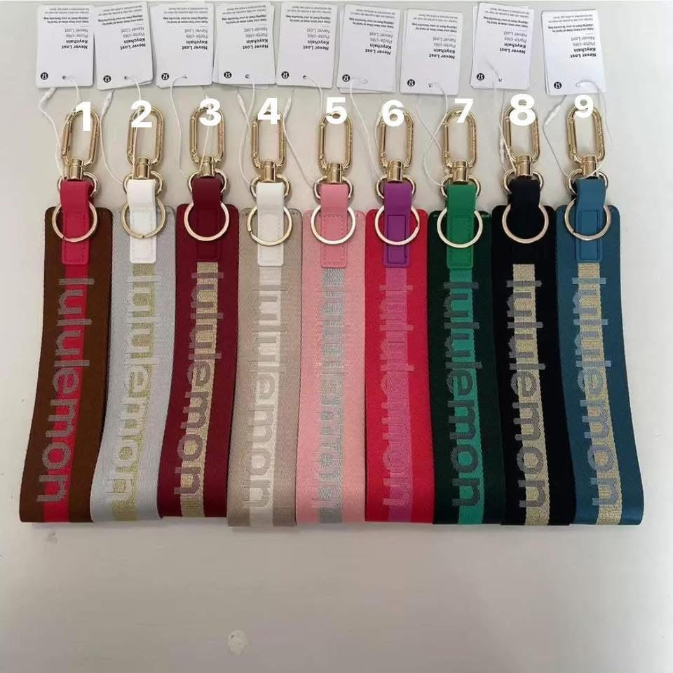 🍋 Keychains (Gold)