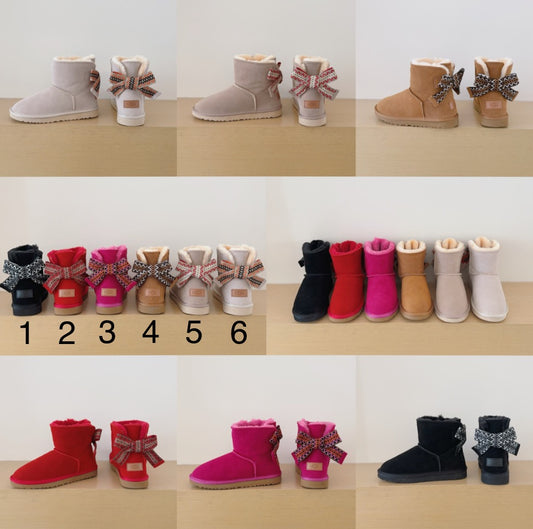 U G G Comfy Suede Boots