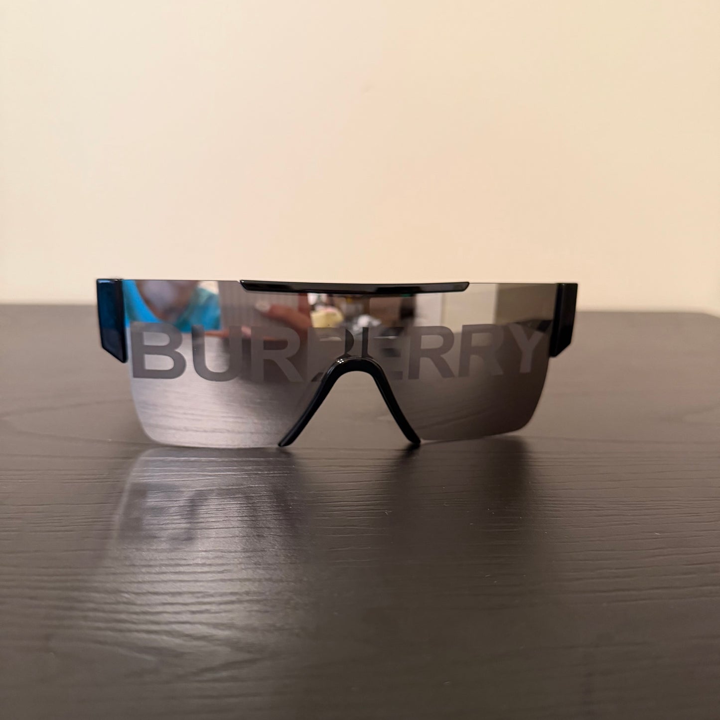 Berry Black/Gold Sunnies