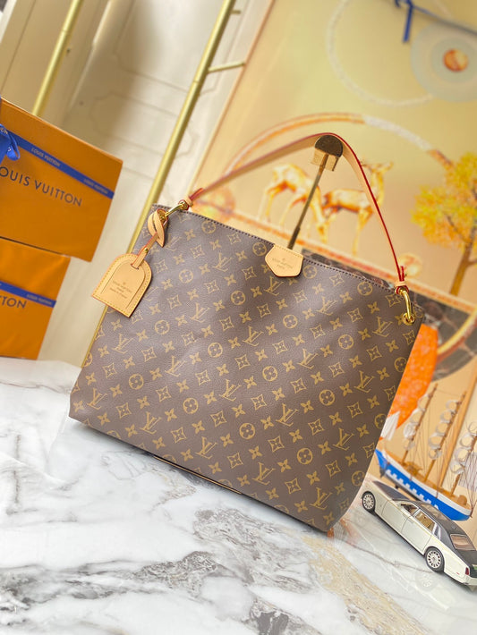 Monogram Delight Shoulder Bags