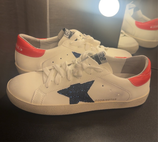 Vintage Star Sneakers - EUR39 (Women’s 7.5-8)