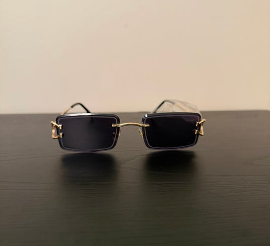 Signature C Black/Gold Sunnies