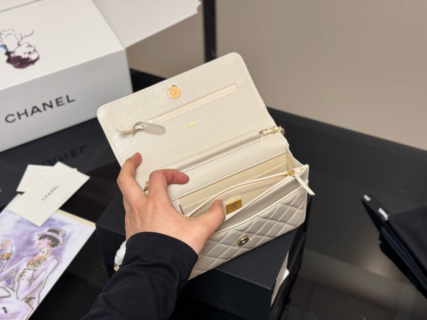 Double C Cream Flip Snap Bag