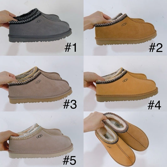 U G G Classic Slip-Ons