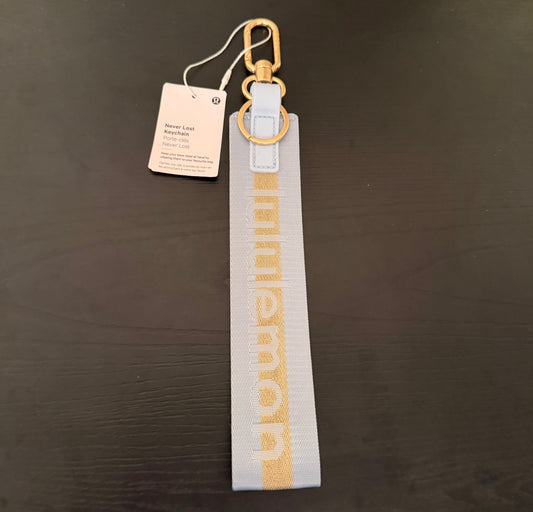 🍋 Blue/Gold Keychain