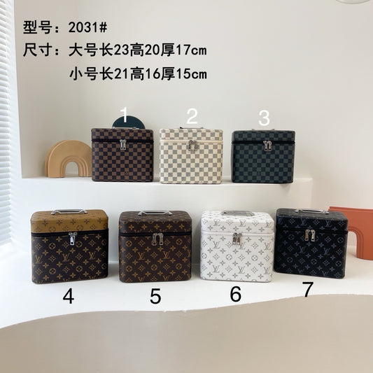 BF - Monogram Hard Makeup Boxes