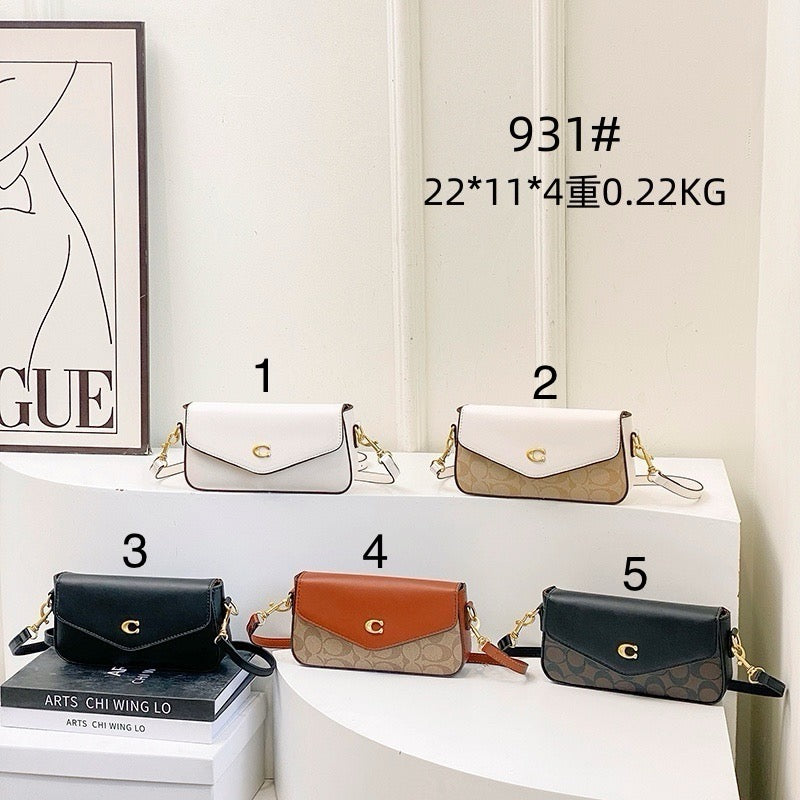 BF - Signature C Snap Wallet Bags