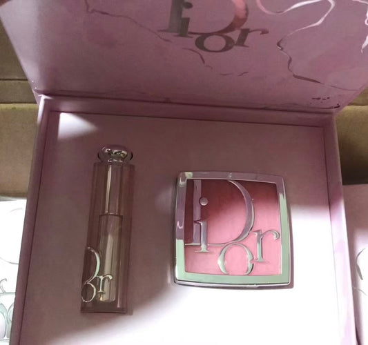💿 Blush Travel Collection