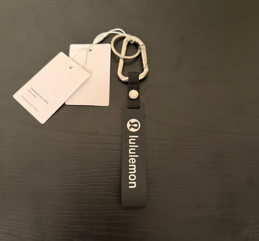 🍋 Black/White Mini Silicone Keychain