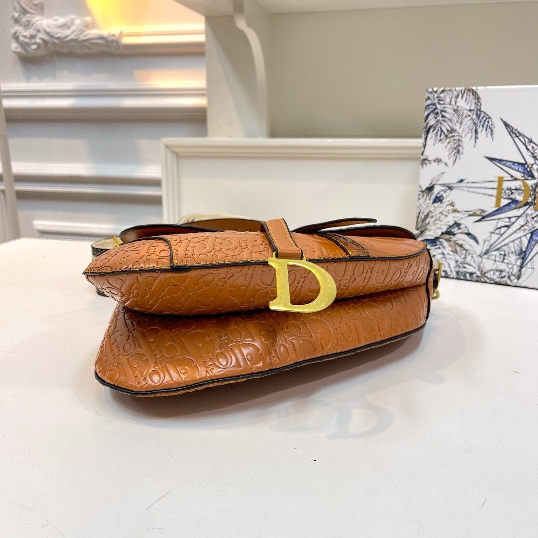 BF - 💿 Shiny Monogram Curve Saddle Bags