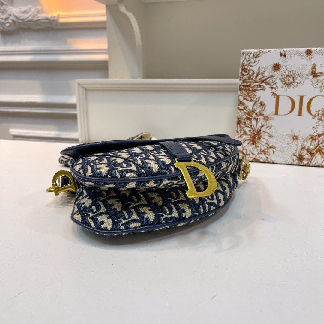 BF - 💿 Full Monogram Curve Saddle Bags