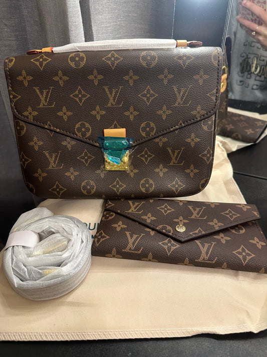 Brown Monogram Signature Snap Bag & Wallet Combination Set