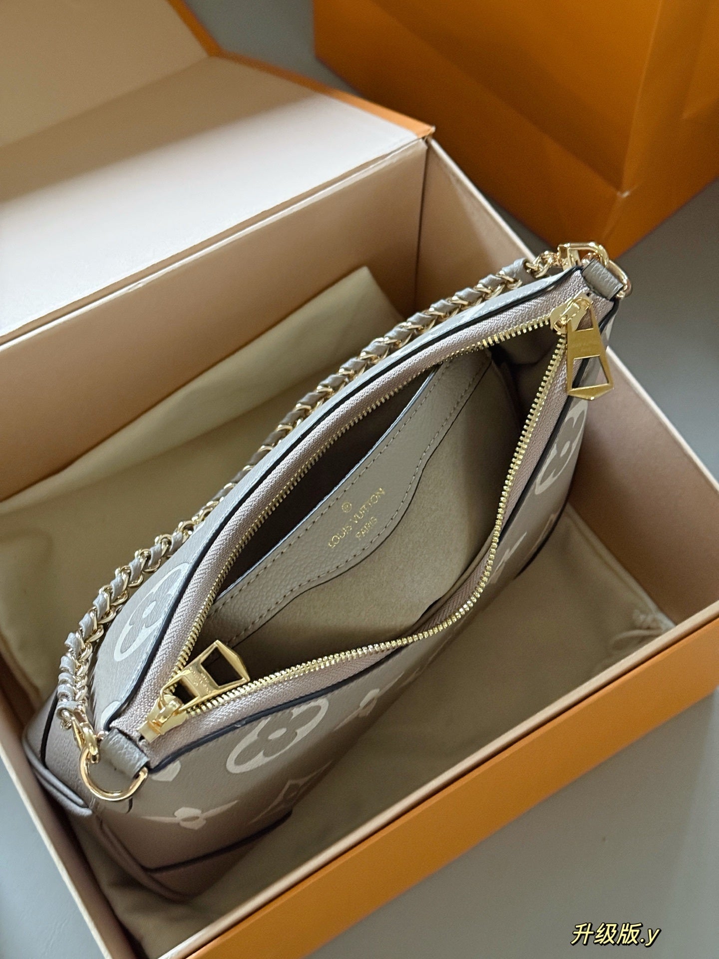 Monogram Curve Shoulder Bags