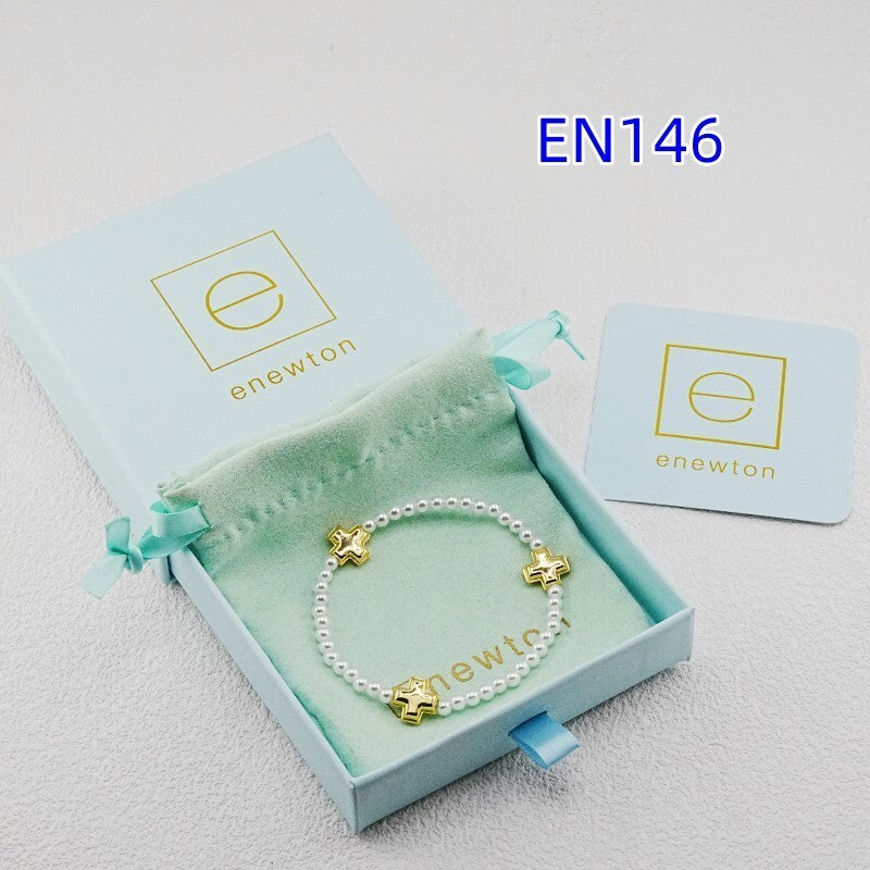 EN146 Single Pearl Bracelets