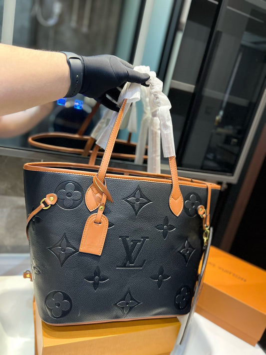 Monogram Carryalls (MM)