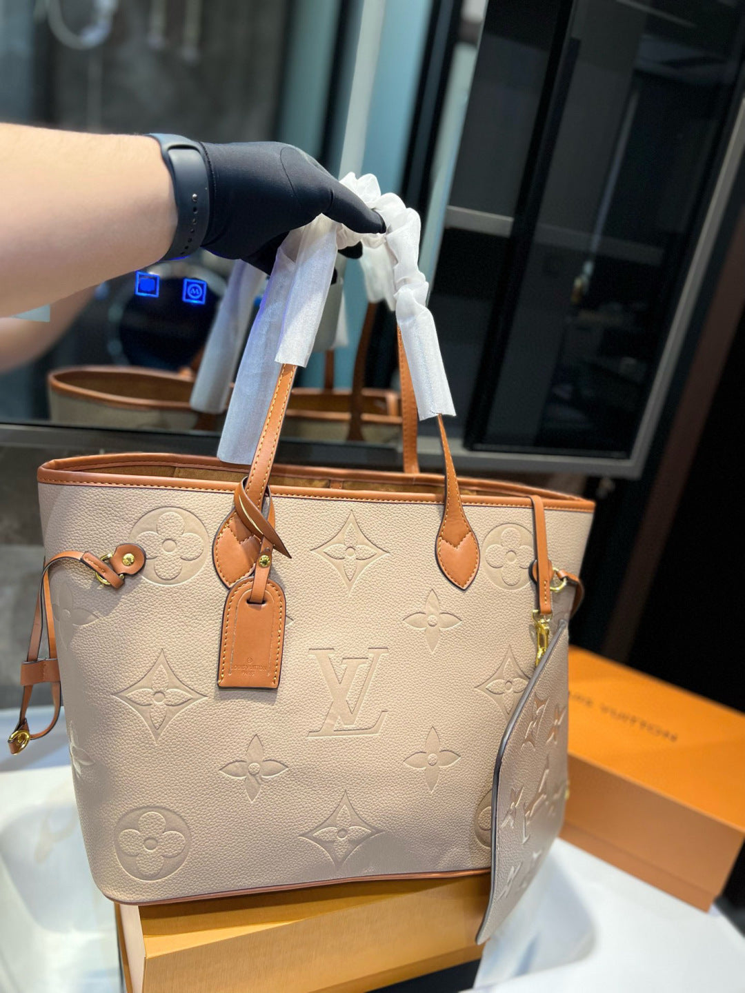 Monogram Carryalls (MM)