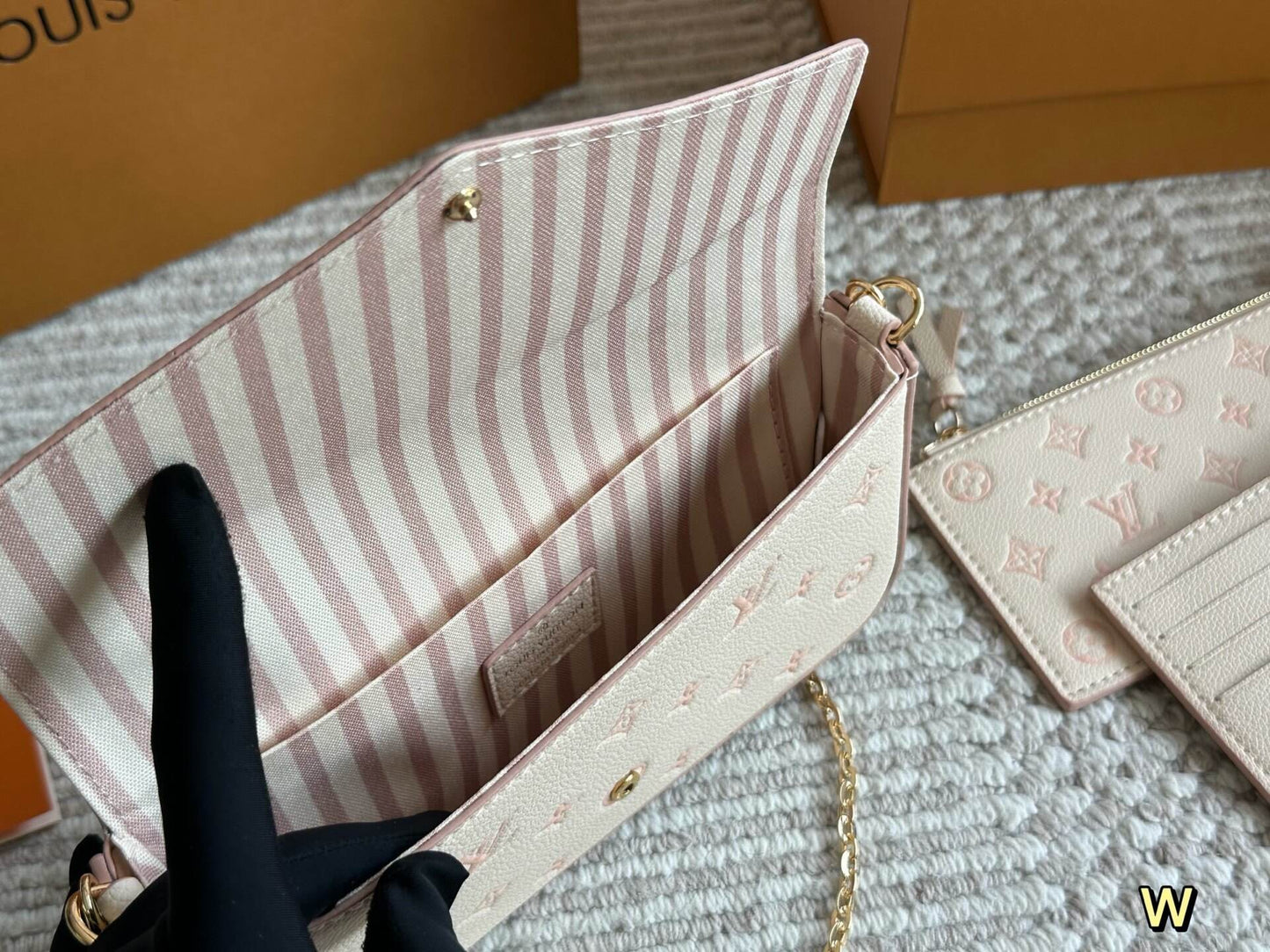 Cream/Pink Monogram Wallet Bag