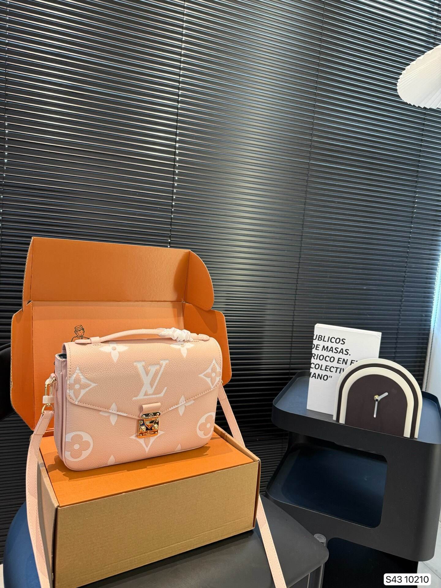 Pink/Blue Signature Snap Bags