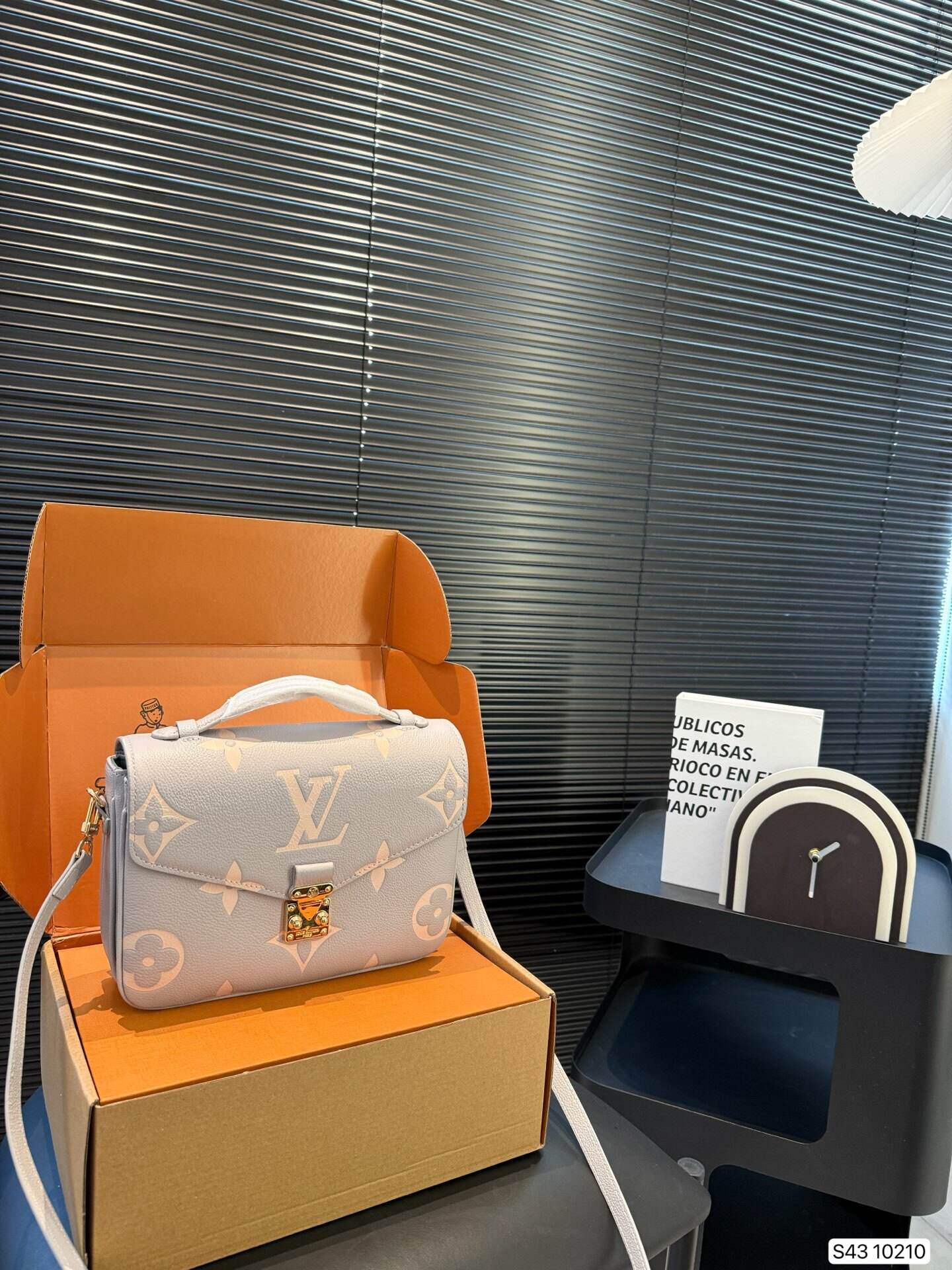 Pink/Blue Signature Snap Bags