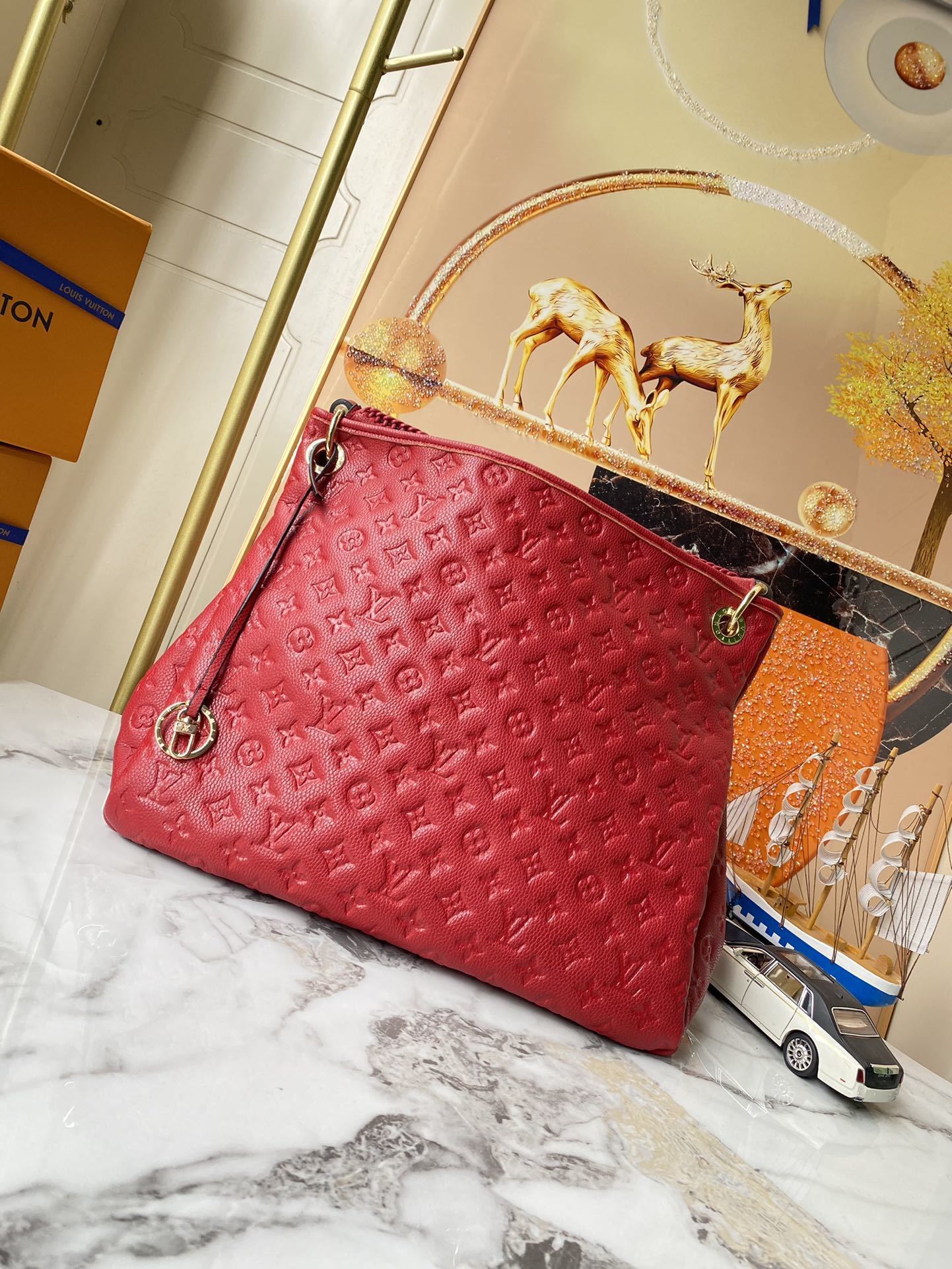 Monogram Artsy Shoulder Bags