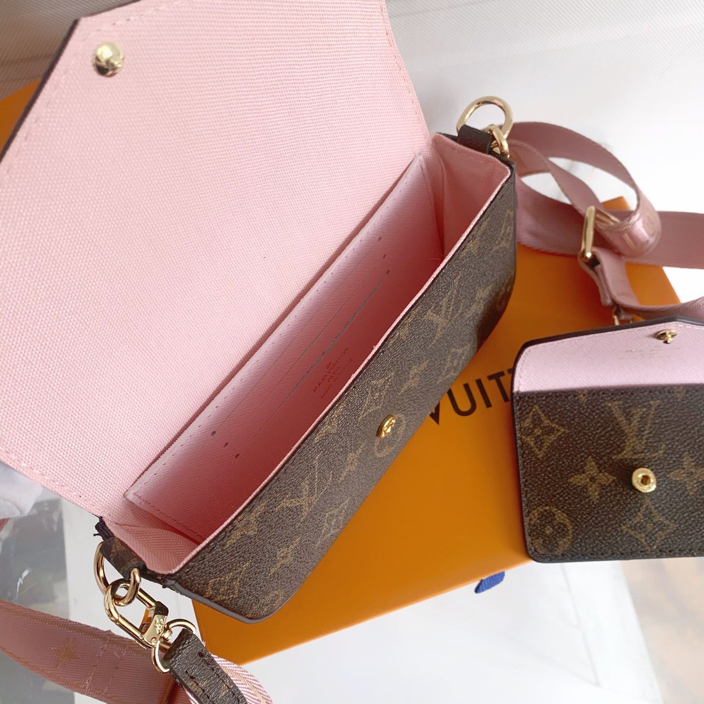 Brown Monogram Caroline Wallet Bags