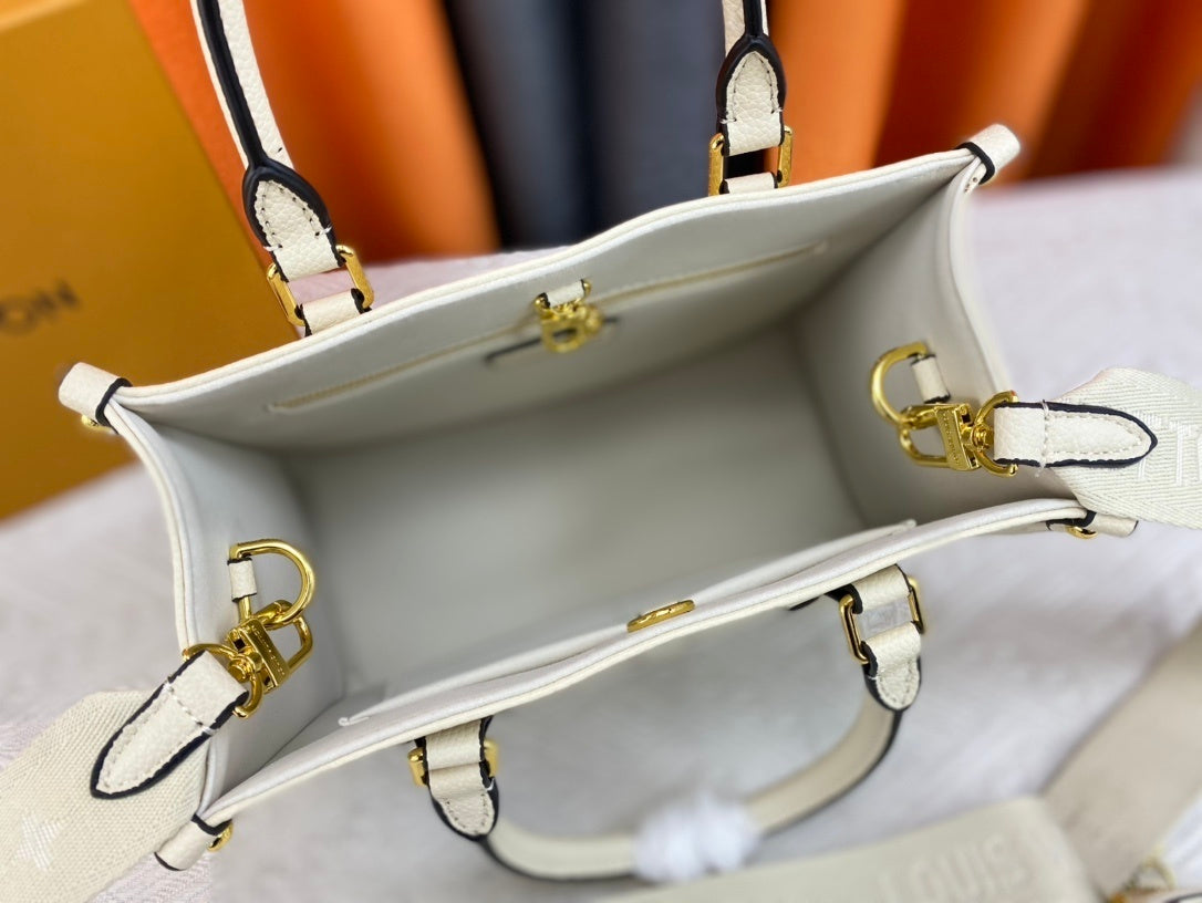 Monogram Fall On the Move Totes