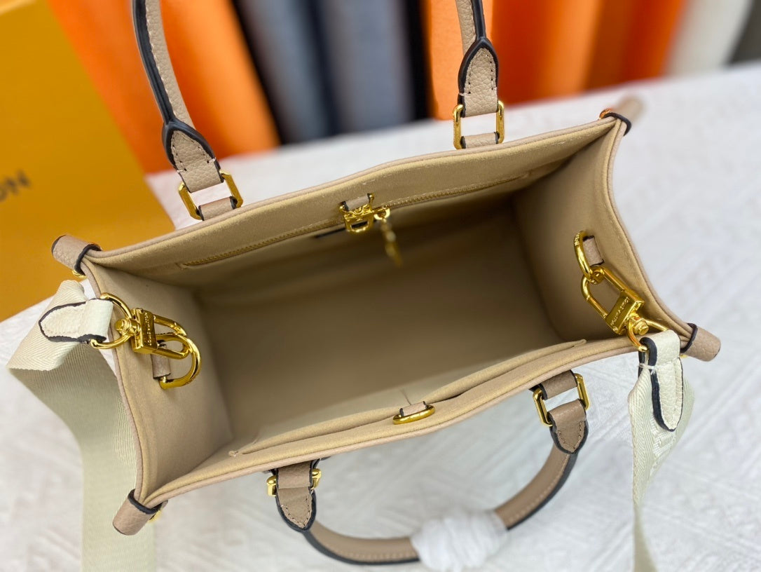 Monogram Fall On the Move Totes