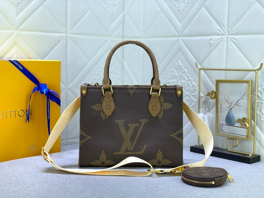 Monogram Fall On the Move Totes